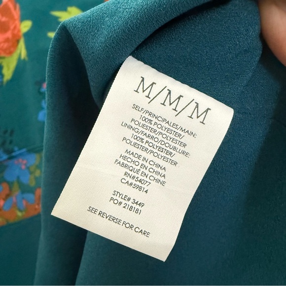 CABi Floral Still Life Cami Tank Top Blouse Sz M Adjustable Straps style 3449 - Picture 5 of 8